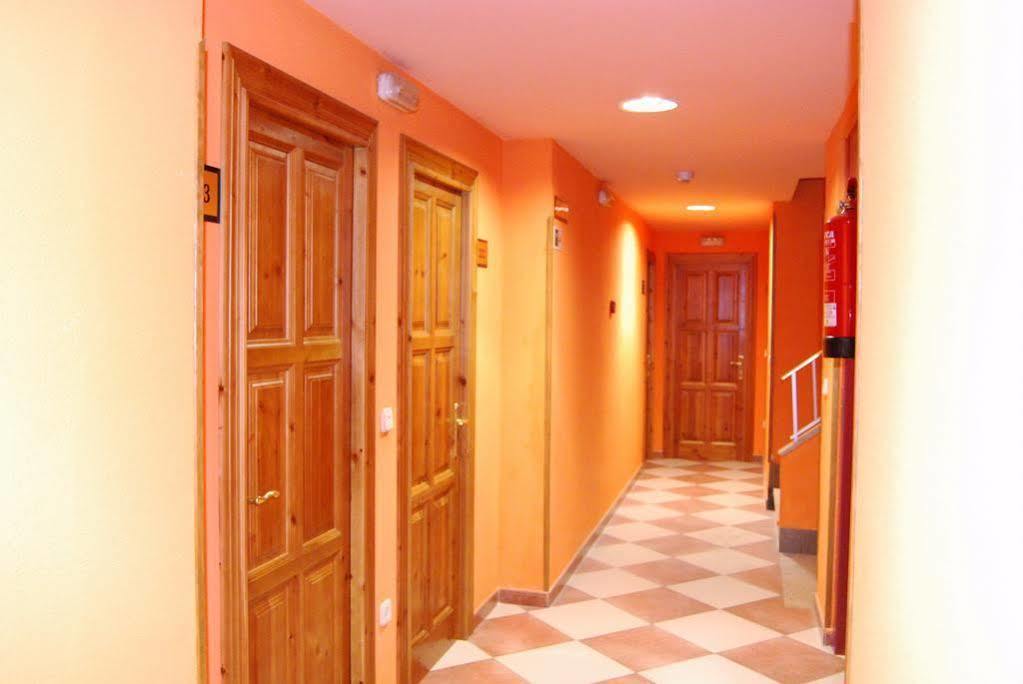 Hotel La Rivera Arenas De Cabrales Exteriér fotografie